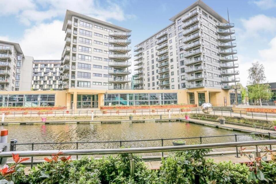 Апартаменты Deluxe City Centre Apt Balcony View& Free Parking! Лидс Экстерьер фото